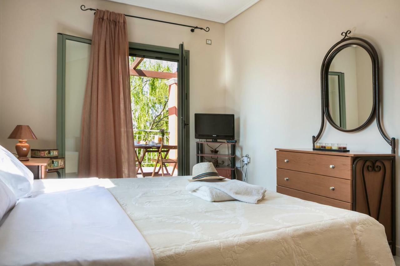 Villa Maritina Razata ภายนอก รูปภาพ