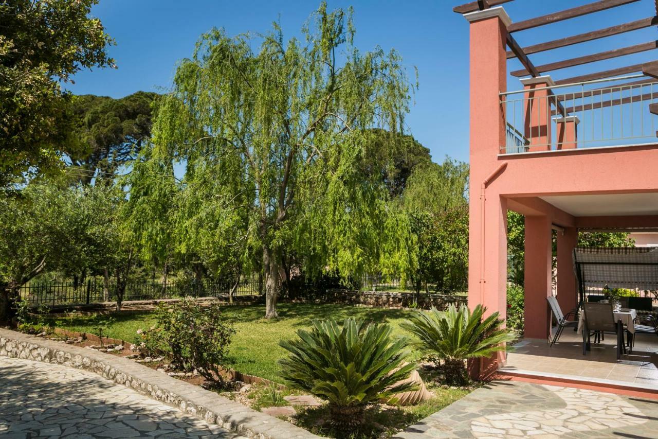 Villa Maritina Razata ภายนอก รูปภาพ