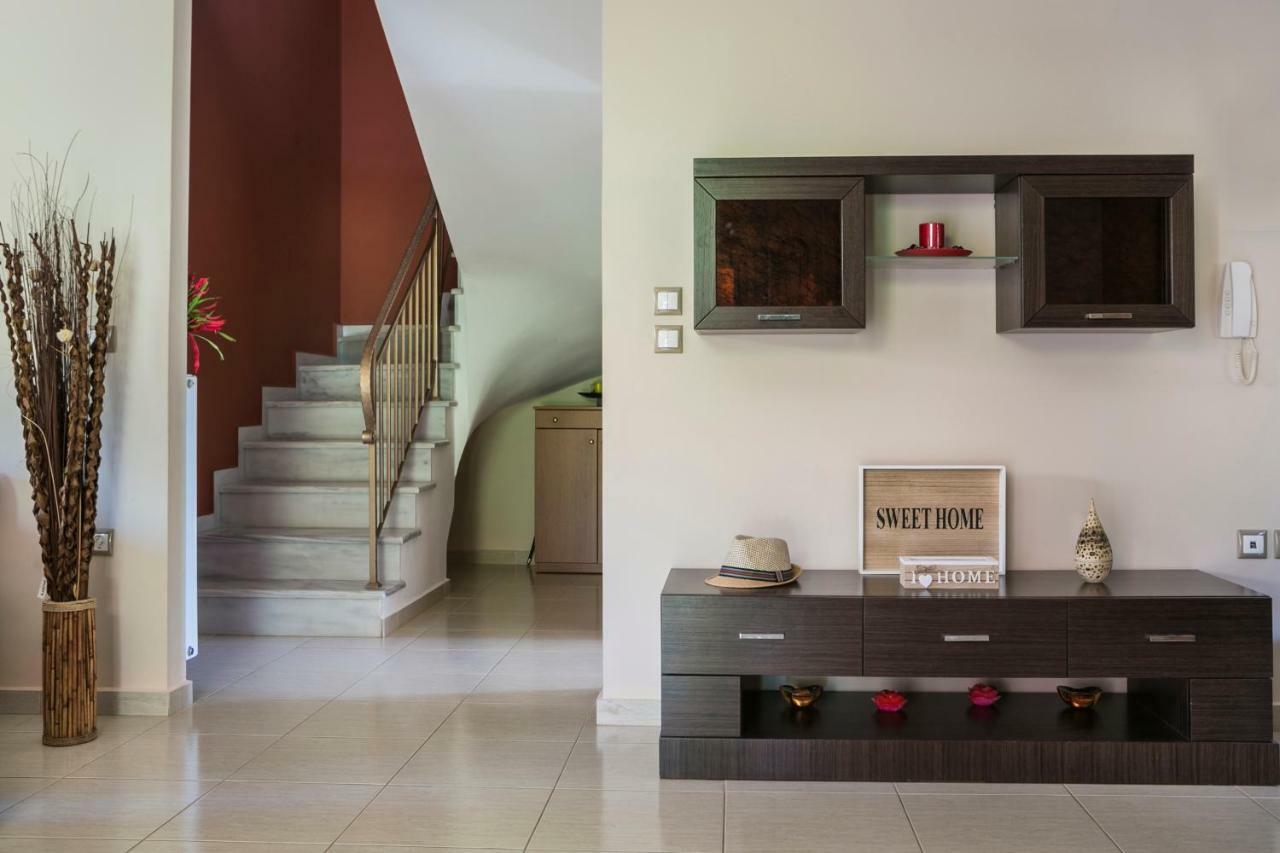 Villa Maritina Razata ภายนอก รูปภาพ